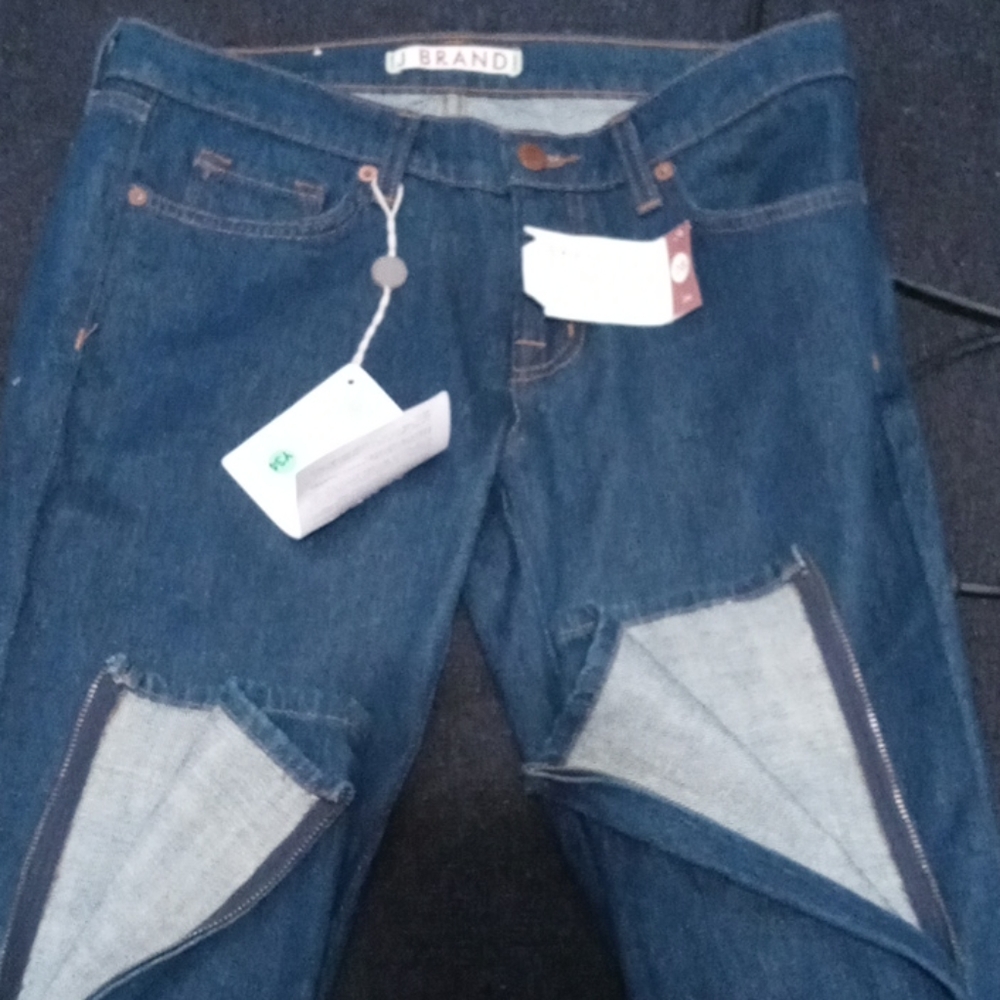 J brand women's low rise  with 10 in zipper at ank